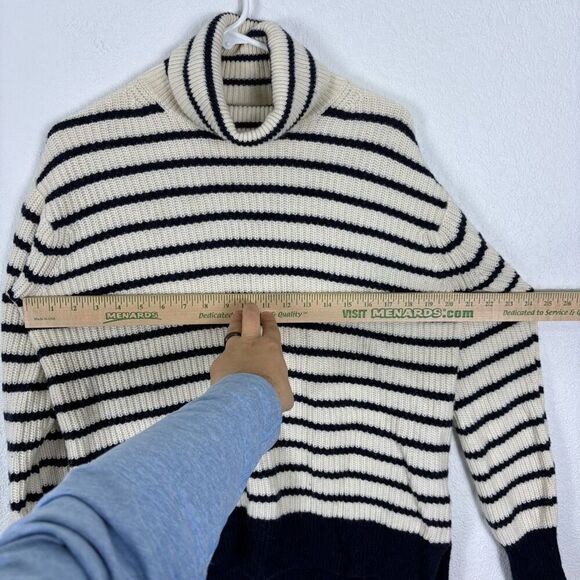 J. Crew Wool Cream & Navy Blue Striped Turtleneck Pullover Sweater Size M - Picture 11 of 11